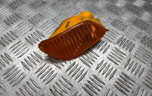 Front indicator light