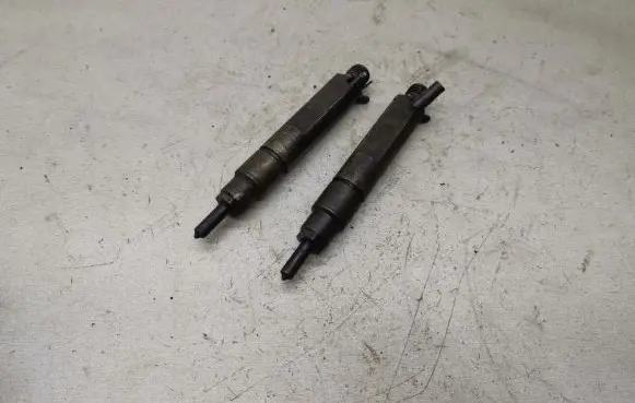 Audi A4 S4 B5 8D Fuel injectors set 028130201G