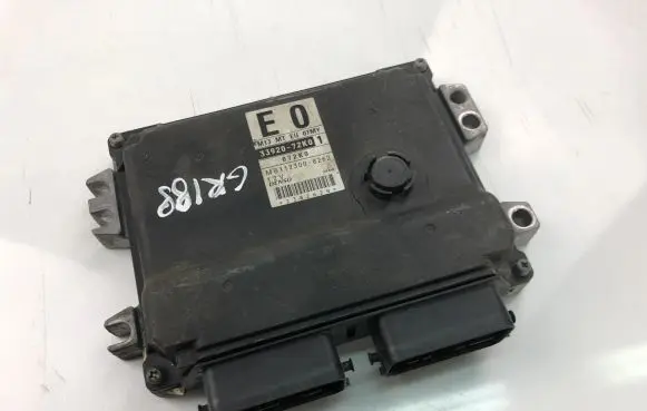 Suzuki Swift I Engine control unit/module ECU 3392072K01