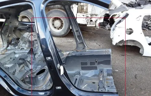 Volvo XC60 Pillar (middle) 31462261