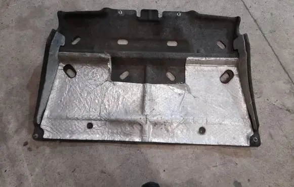 Audi A4 S4 B8 8K Heat shield in engine bay 