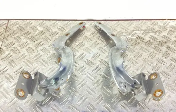 Honda Accord Tailgate/trunk/boot hinge