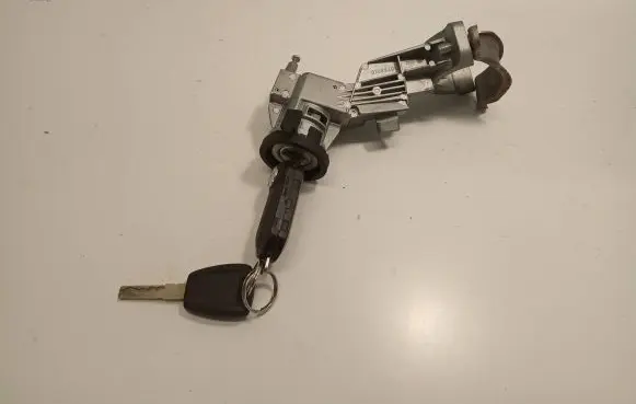 Iveco Daily 6th gen Ignition lock 01098401 B365