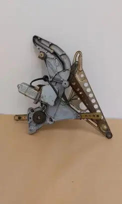 Mercedes-Benz 380 560SEC C126 Rear door window regulator with motor 0130821065