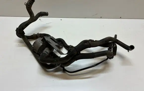 Audi A4 S4 B9 Engine coolant pipe/hose 8W0145050A 8W0145947D 4H0965567A