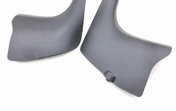 Hyundai Kona II Foot area side trim 85824BE700 85823BE700