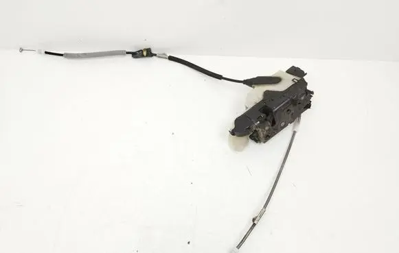Citroen DS5 Front door lock