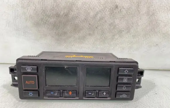 Audi A4 S4 B5 8D Climate control unit 8d0820043h 5hb00650011