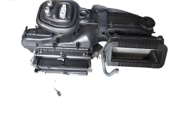 Volkswagen Golf VII Interior heater climate box assembly 5Q1820002AF