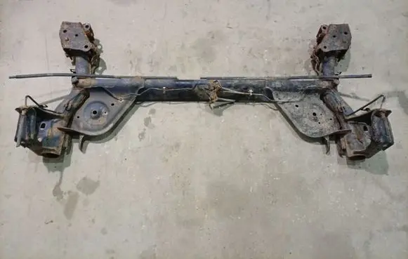 Nissan Juke I F15 Rear subframe 