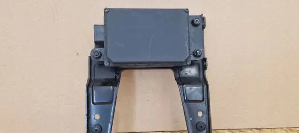 Ford Kuga II Distronic sensor radar 9G768
