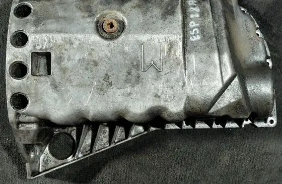 Oil sump