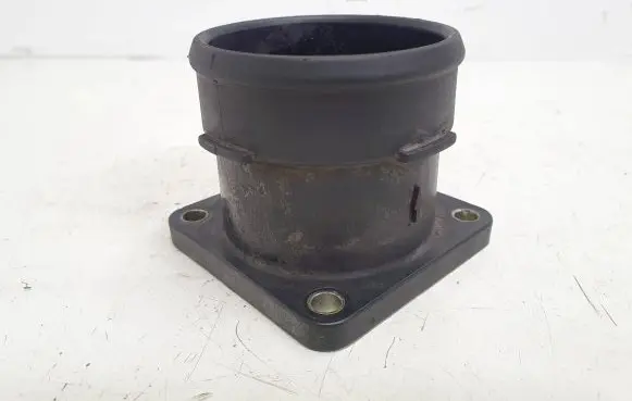 Volkswagen Multivan T4 Air intake duct part 028129637C
