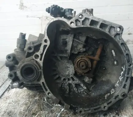 Hyundai Matrix Manual 5 speed gearbox j21873 047579