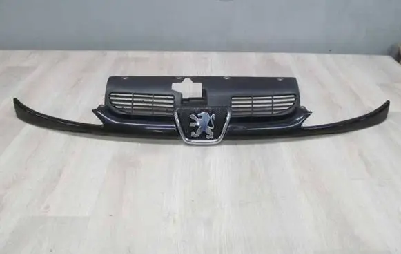 Peugeot 206 Front grill 9628691277 40305