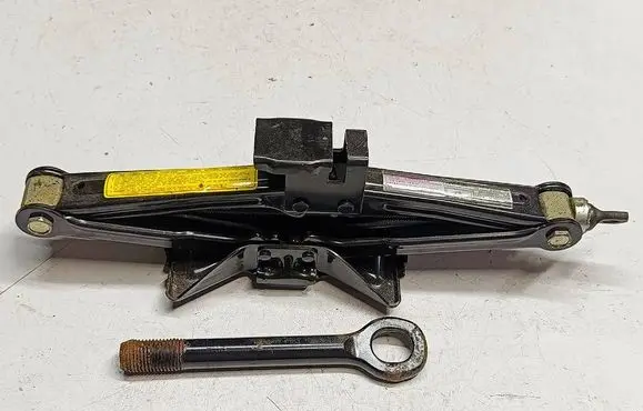 KIA Sportage Lift Jack AW3F2WA6F54