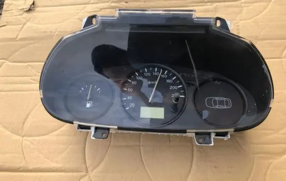 Ford Fiesta Speedometer (instrument cluster) 431613B