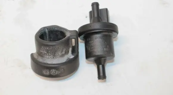 Audi A4 S4 B6 8E 8H Valve vacuum 1C0906517A 0280142353