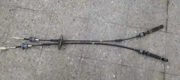 Hyundai ix35 Gear shift cable linkage 2Y300D17