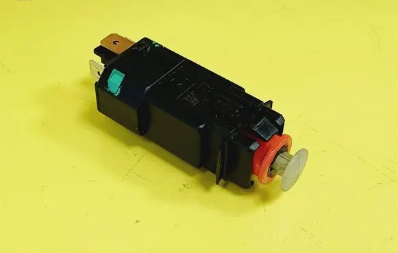 Opel Astra G Brake pedal sensor switch 90460325 451020