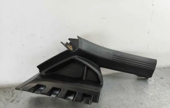 Volvo C40 Rear sill trim cover 32216842
