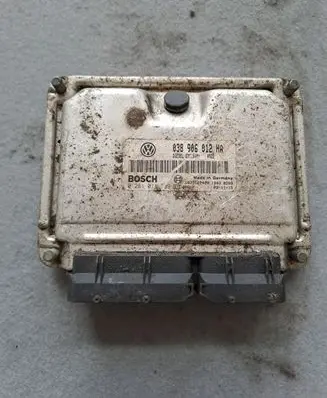 Skoda Octavia Mk1 (1U) Engine control unit/module 038906012HA 0281011309