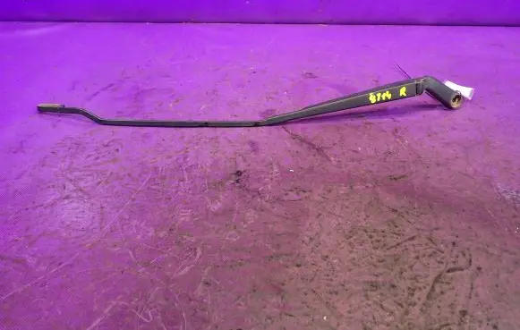 Audi A3 S3 8L Front wiper blade arm 1J1955410A