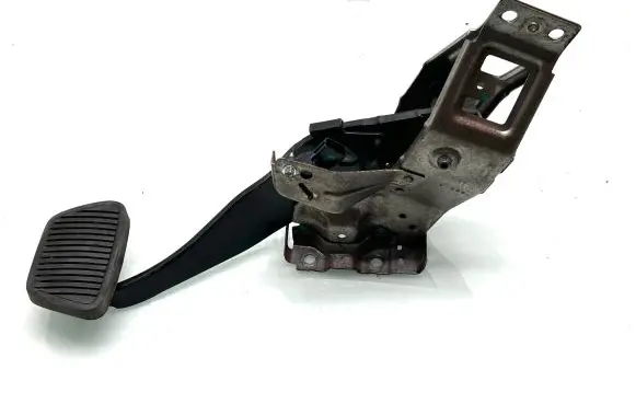 Chevrolet Camaro Brake pedal 22873598