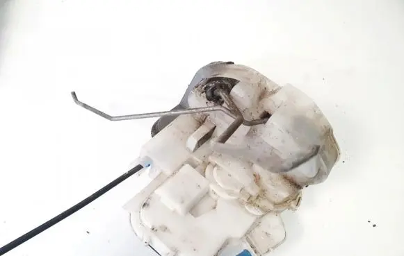 Subaru Outback Front door lock