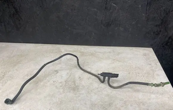 Volvo V50 Fuel line pipe 96356 92580