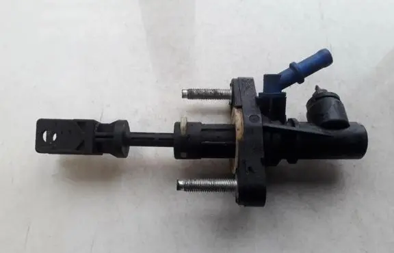 Toyota Yaris Clutch master cylinder