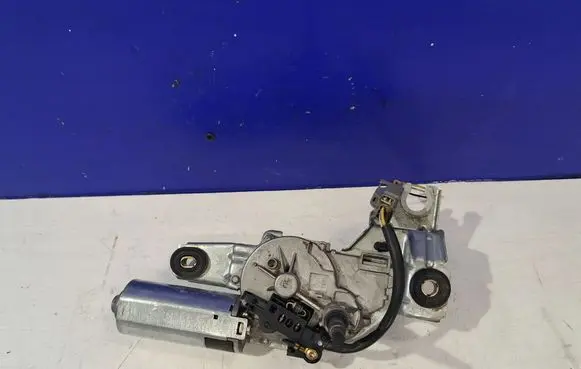 Volvo V70 Rear window wiper motor 9154525 0390201558