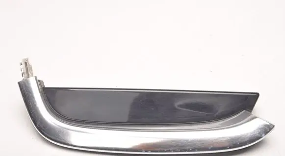 Maserati Ghibli Fender end trim 670023096