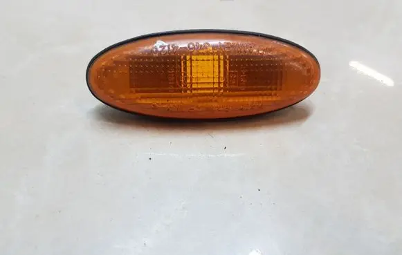 Mitsubishi Pajero Sport I Front fender indicator light 0464120