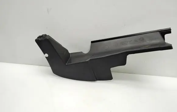 Chrysler 300 - 300C Intercooler air guide/duct channel 04806237AF