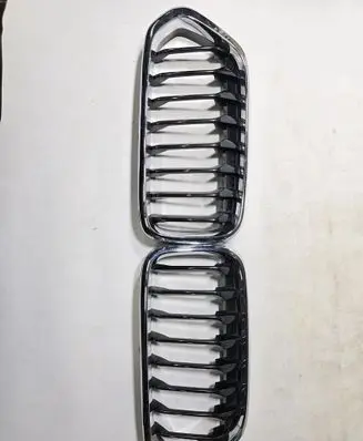 BMW X2 F39 Front bumper upper radiator grill 7424778