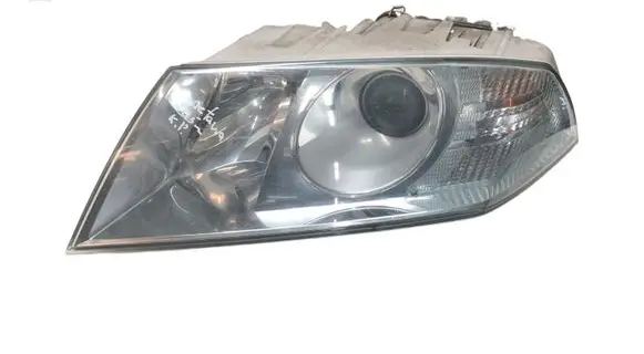 Skoda Octavia Mk2 (1Z) Headlight/headlamp 83110009044
