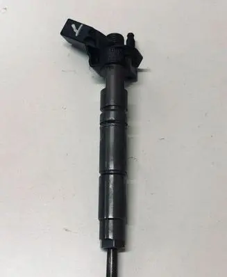 Mercedes-Benz E W211 Fuel injector A6420700587 0445115027