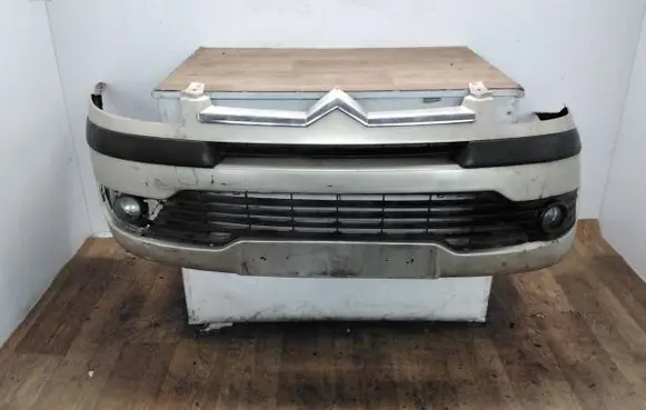 Audi A6 S6 C4 4A Front bumper