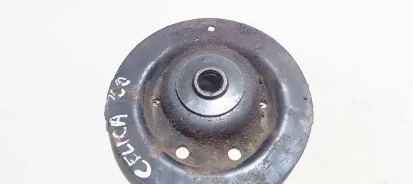 Toyota Celica T230 Coil spring mount 