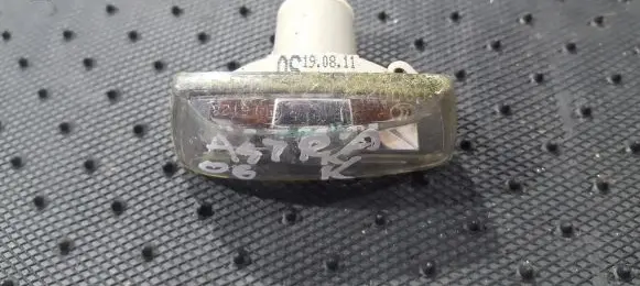 Opel Astra H Front fender indicator light