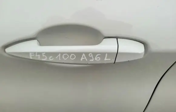 BMW 2 F45 Front door handle cover