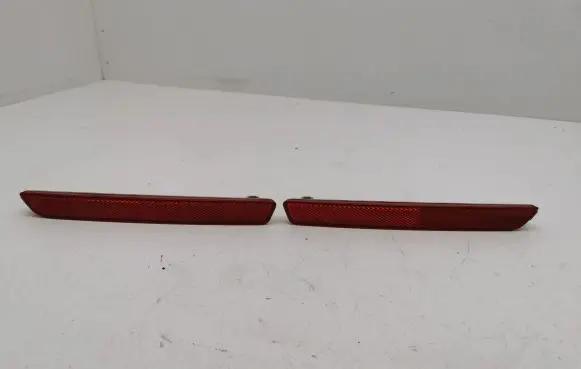 Mazda CX-7 Rear tail light reflector
