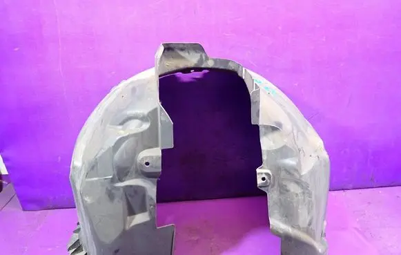 Ford Mondeo MK IV Front arch