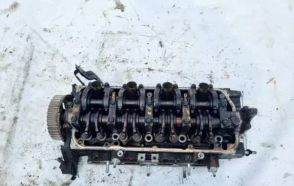 Honda Civic Engine head 