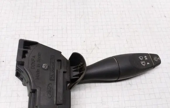 Ford Focus Wiper control stalk 98AC17A553CC