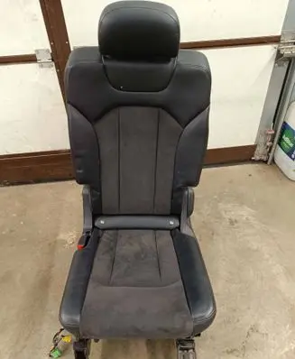 Audi Q7 4M Rear seat