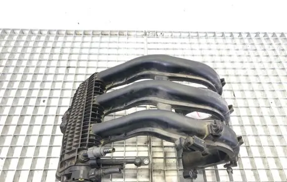 Peugeot 208 Intake manifold HMZ
