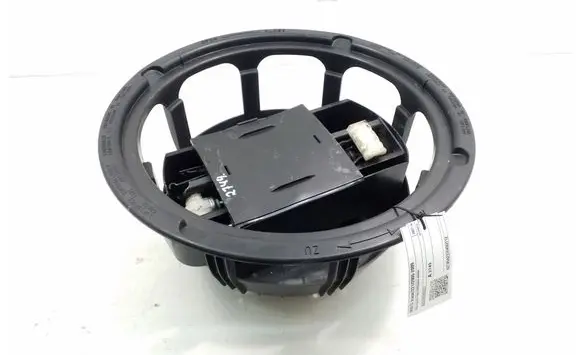 Mercedes-Benz S W221 Spare wheel mounting bracket A2208980007
