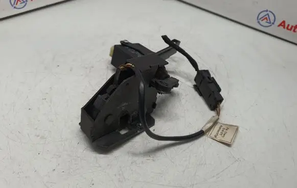 BMW 5 E39 Tailgate window lock/catch/latch 8238469 51248238469